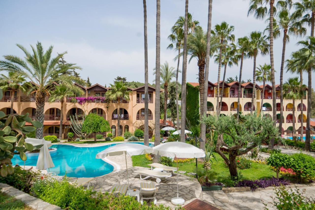 Club Tropical Beach Hotel Toslak Exterior photo
