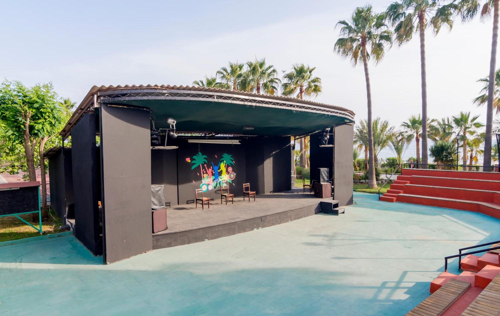 Club Tropical Beach Hotel Toslak Exterior photo